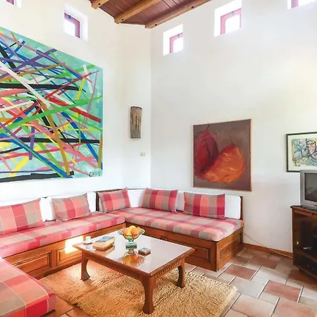Sleeps 5 Air Con Wifi * Bitez