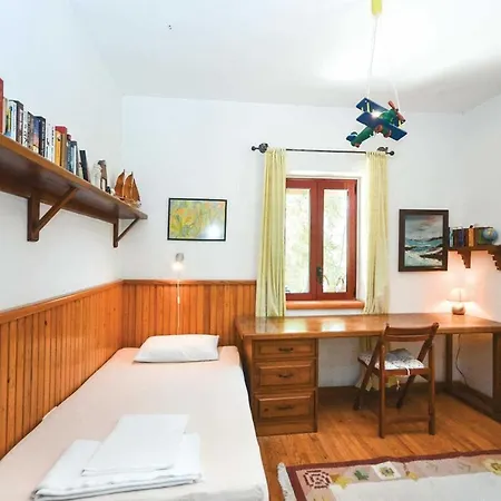 Sleeps 5 Air Con Wifi Βίλα *